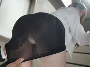 Con đĩ trường đại học Ordos