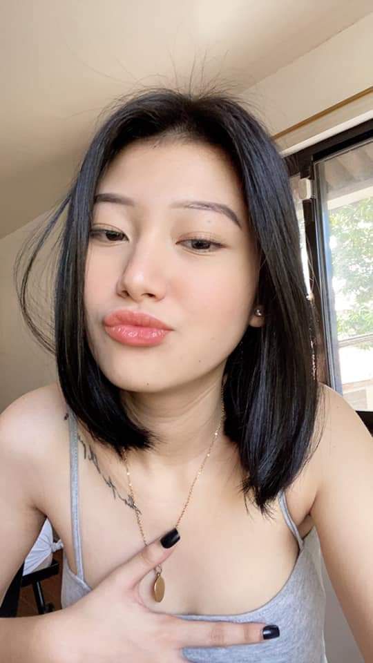 Gái xinh nhảy khoe lồn cực hấp dẫn